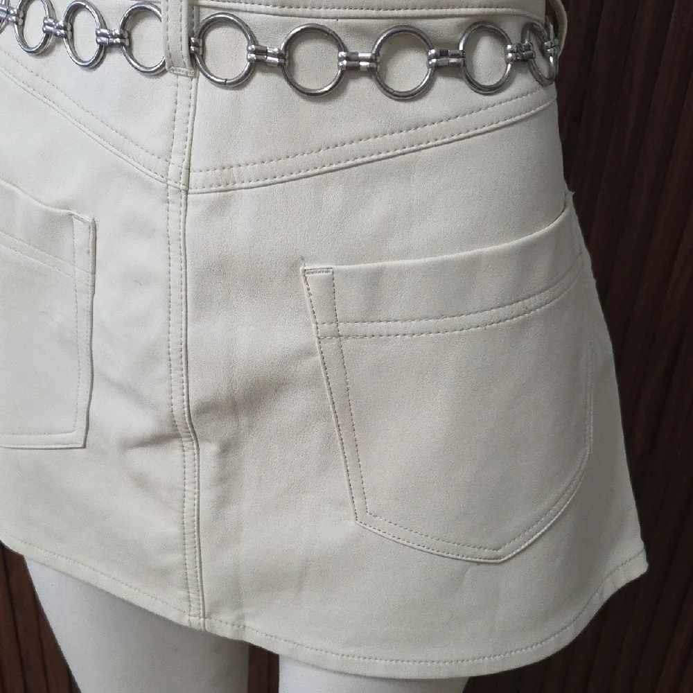 We The Free Cream Mini Skirt with Silver Chain Detail Size 30 In [1958]